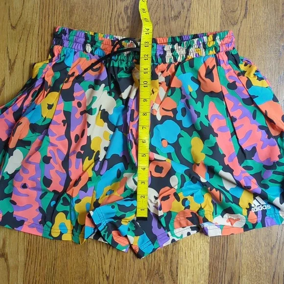 NWT High Waisted Multicolored Abstract Print Graphic Shorts Maximalist Athletic - Picture 10 of 13